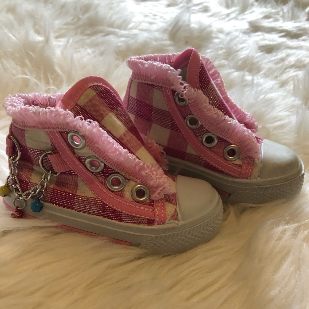 Pink plaid baby sneakers